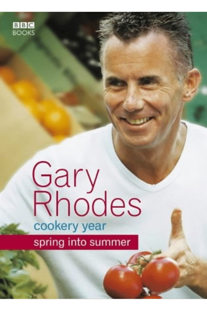 The Cookery Year: With Over 200 Seasonal Recipes