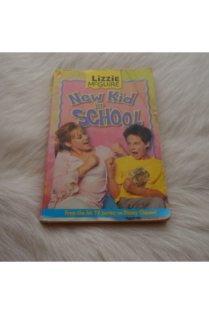 10 Book Set By Lizzie Mcguire; Just Like Lizzie; Lizzie Goes Wild!; Totally Crushed!; a Very Lizzie